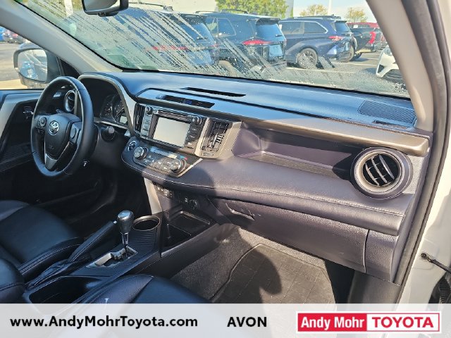 Used 2015 Toyota RAV4 Limited AWD/4WD image 18