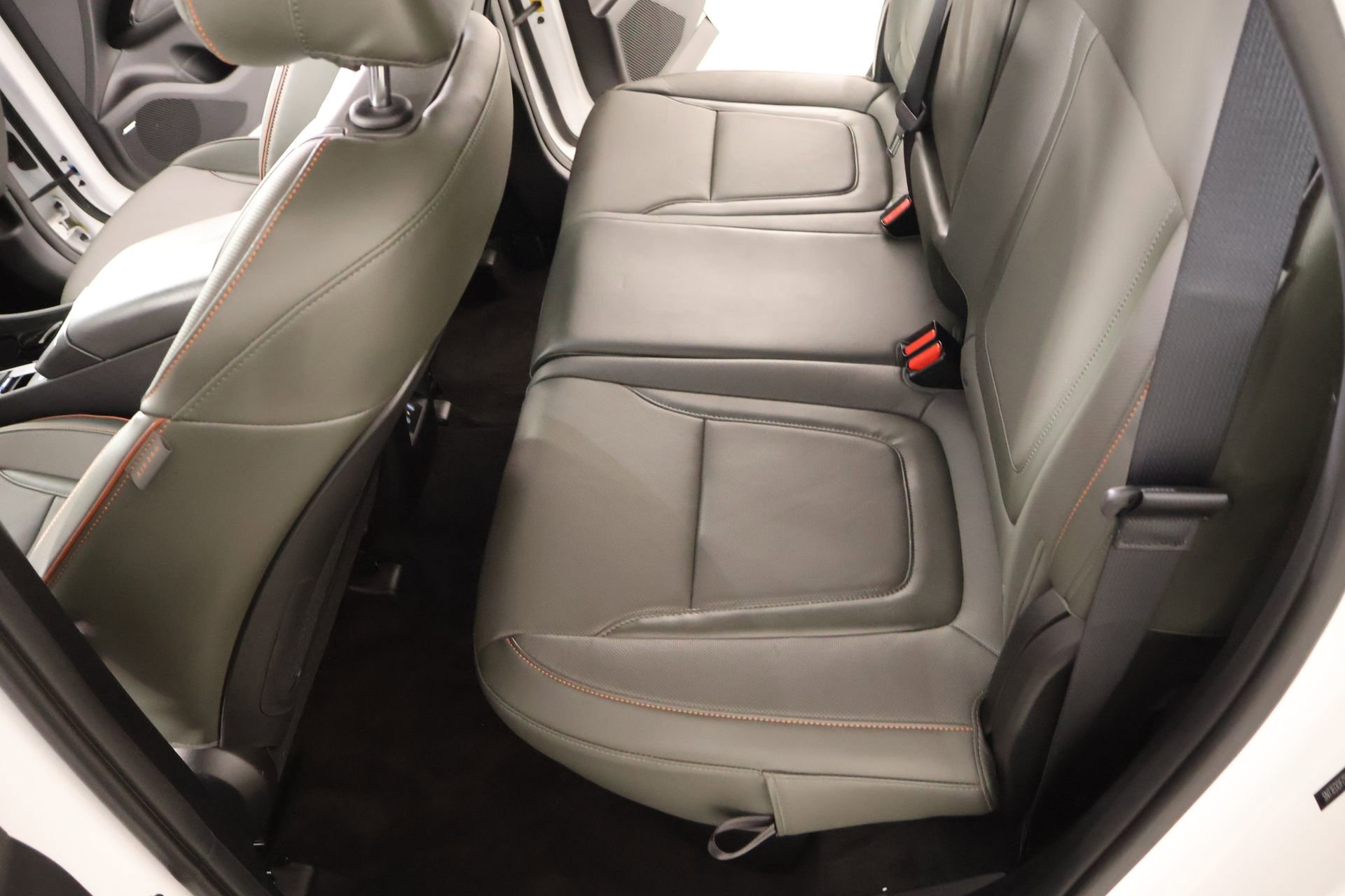 Certified 2025 Hyundai Santa Cruz Limited image 12