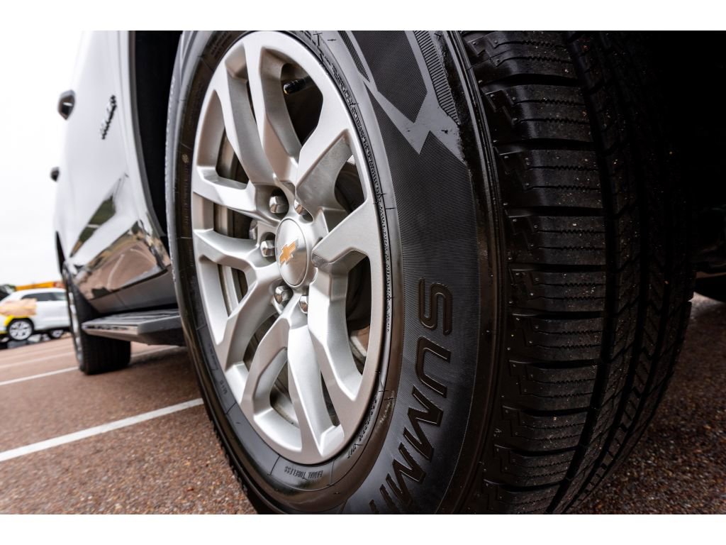 Used 2024 Chevrolet Tahoe LT image 9