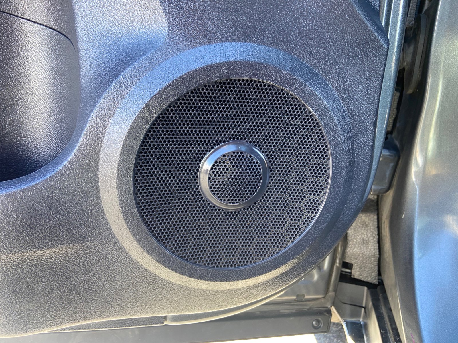 Used 2011 Honda CR-V EX image 27