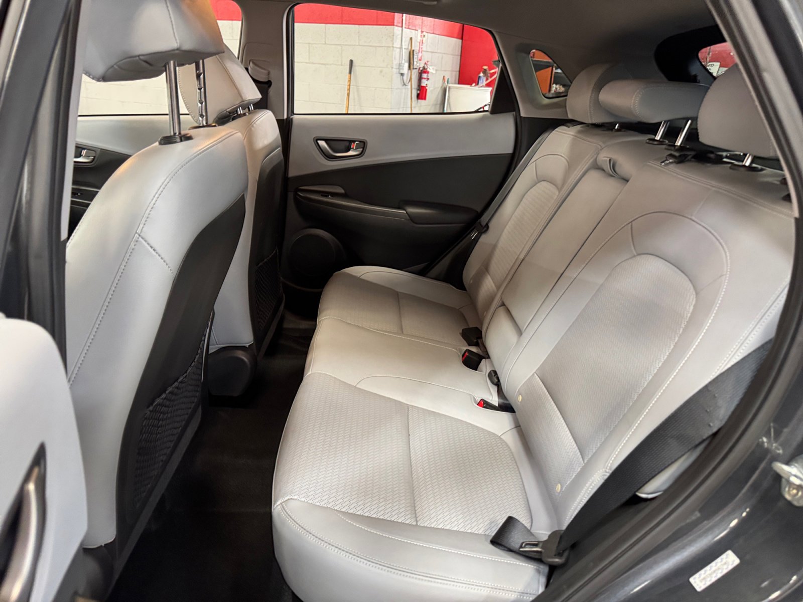 Used 2021 Hyundai Kona Ultimate w/ Cargo Package FWD image 17