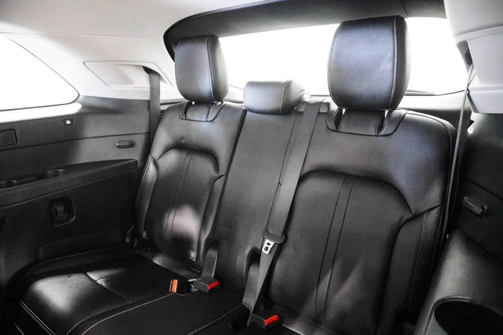 Used 2024 MAZDA CX-90 3.3 Turbo w/ Premium Package image 18