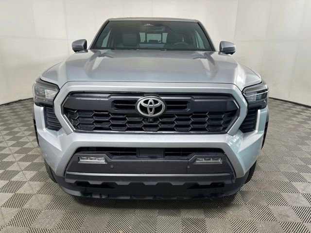 Used 2025 Toyota Tacoma TRD Off-Road image 8