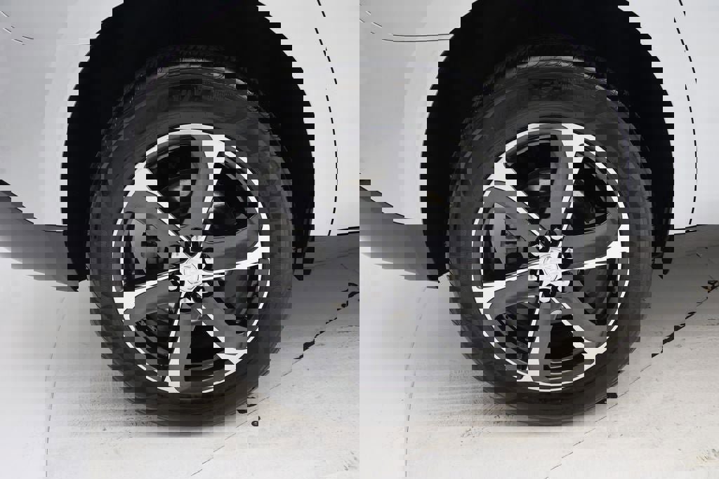 Used 2022 Buick Enclave Essence w/ Experience Buick Package image 10