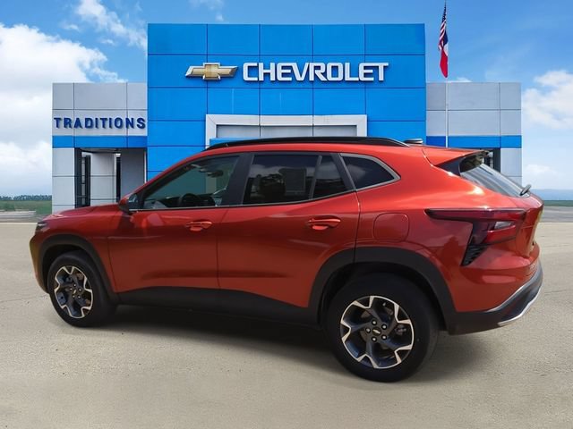Certified 2024 Chevrolet Trax LT w/ Driver Confidence Package FWD image 7