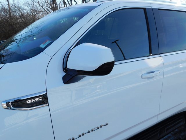 Used 2024 GMC Yukon SLE image 11