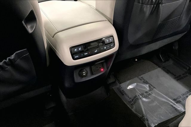 Used 2024 Hyundai Palisade Limited FWD image 33