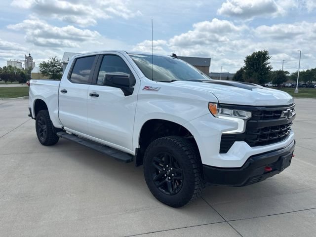 Used 2024 Chevrolet Silverado 1500 LT Trail Boss w/ Protection Package AWD/4WD image 35