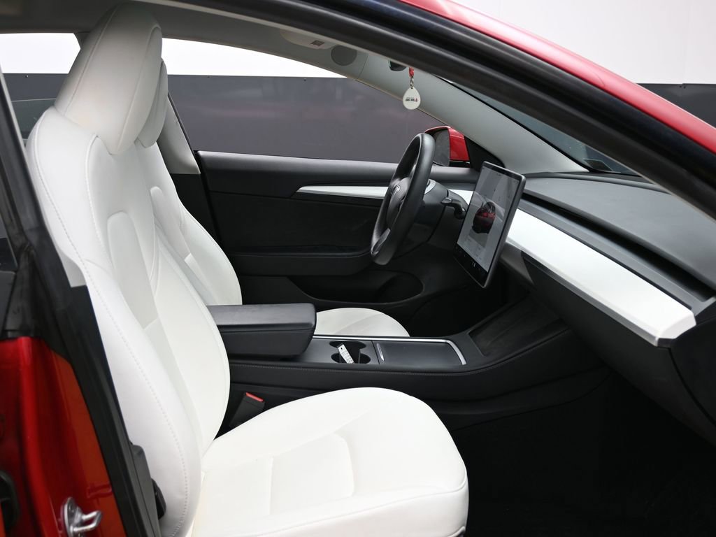 Used 2023 Tesla Model 3 Standard Range image 39