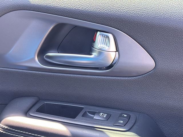 New 2026 Chrysler Pacifica Select image 38