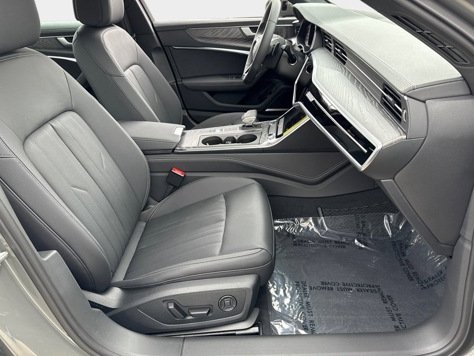 New 2025 Audi A6 Premium Plus image 10