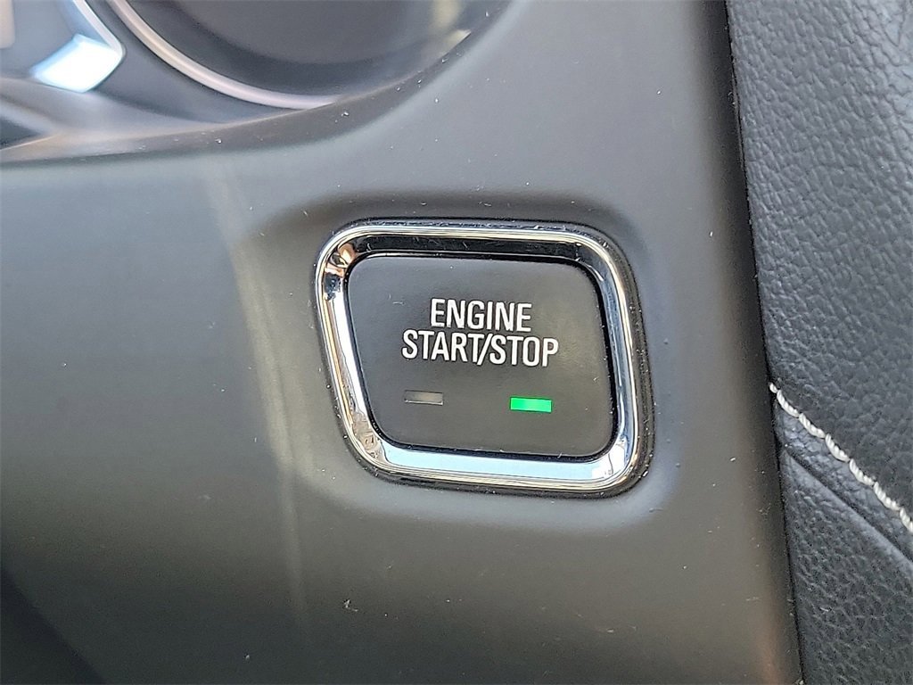 Used 2023 GMC Acadia SLT image 8