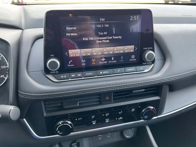 Certified 2025 Nissan Rogue S image 13