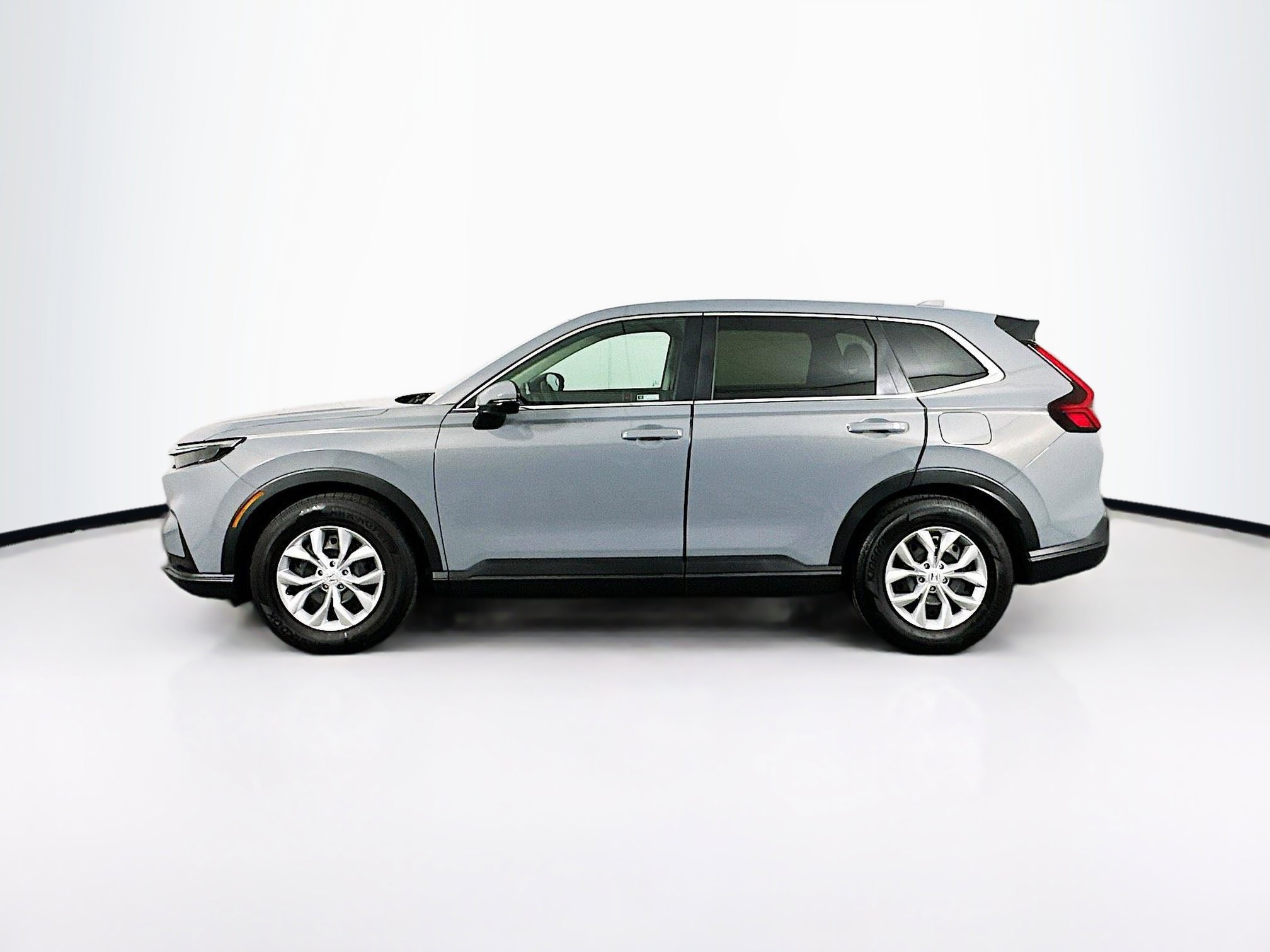 Used 2025 Honda CR-V LX image 4