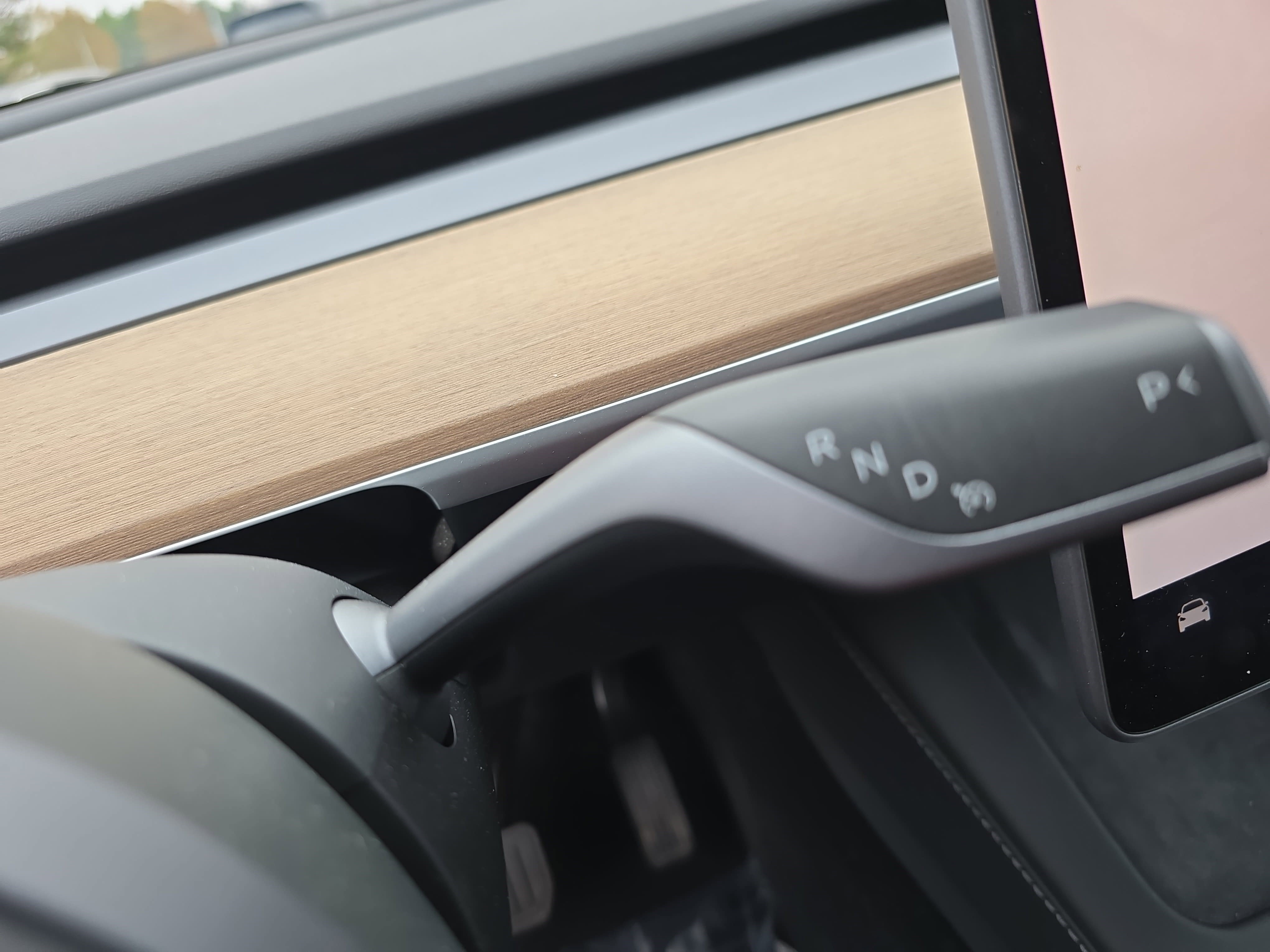 Used 2025 Tesla Model Y Long Range image 24