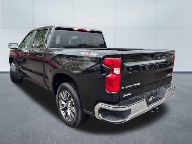 Used 2025 Chevrolet Silverado 1500 LT AWD/4WD image 2