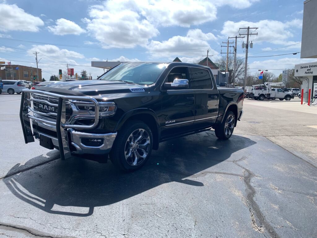 Used 2023 RAM 1500 Limited w/ Bed Utility Group AWD/4WD image 3