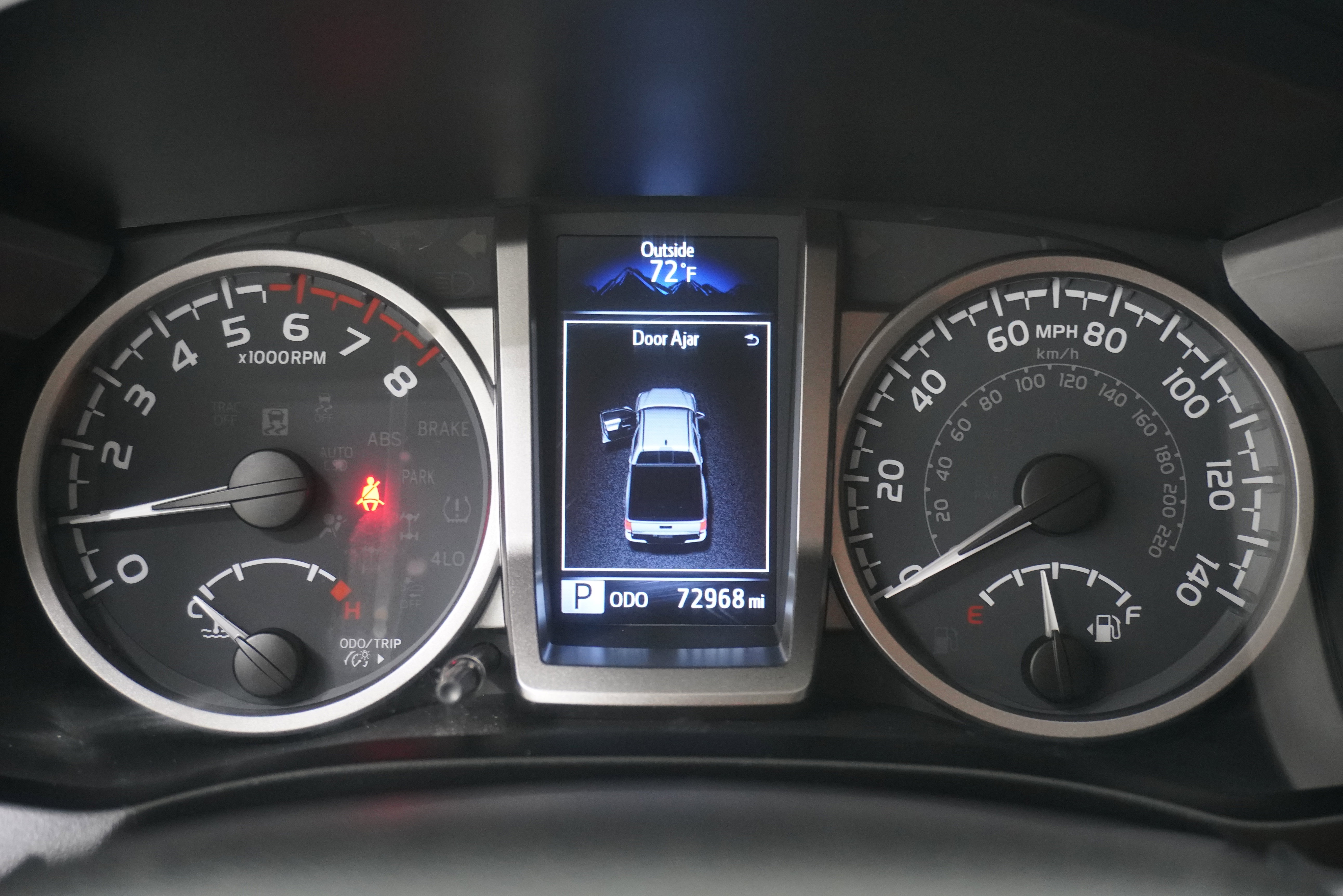 Used 2021 Toyota Tacoma SR5 w/ SR5 Appearance Package (SM) RWD image 17