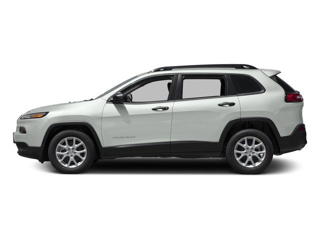 Used 2016 Jeep Cherokee Sport image 3