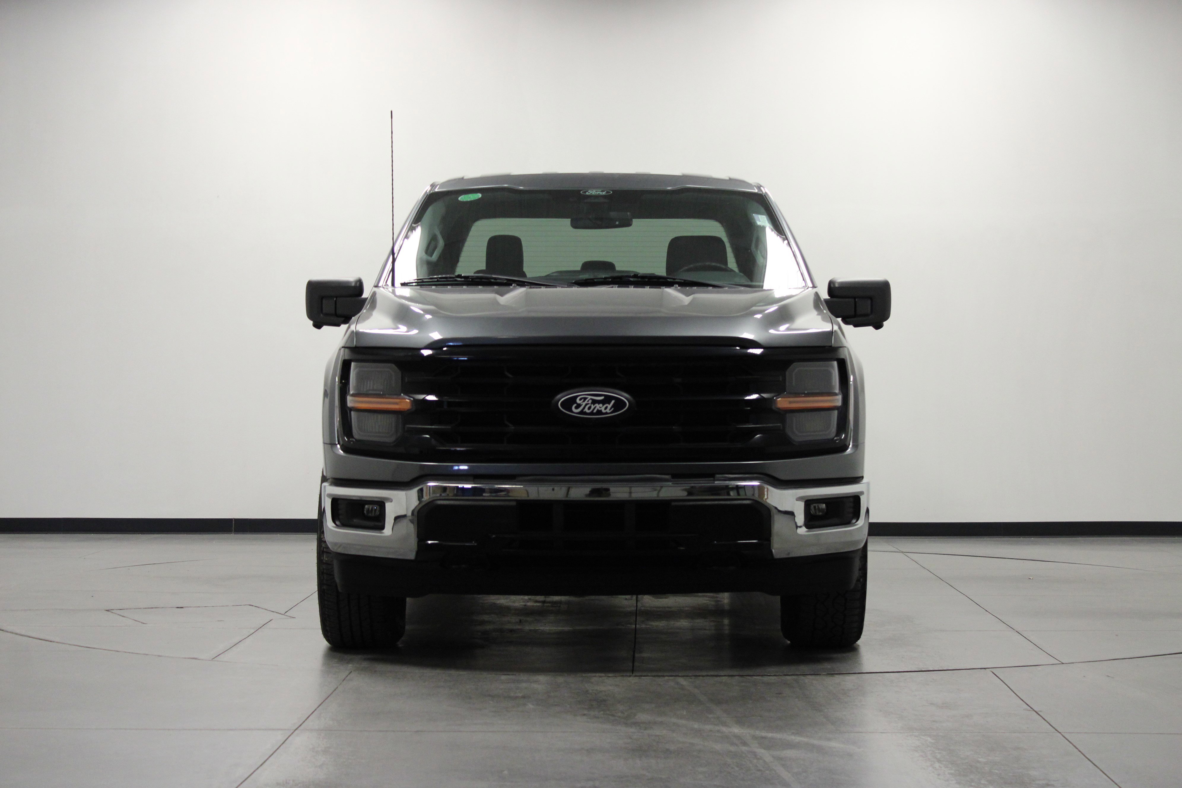 Used 2024 Ford F150 XLT w/ Mobile Office Package image 9