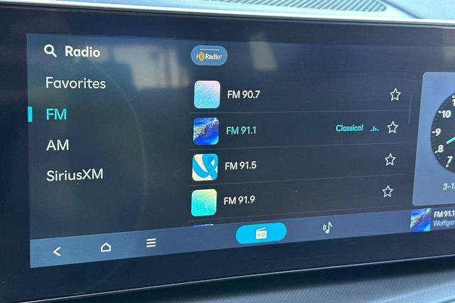 Certified 2026 Hyundai Santa Fe SE image 18