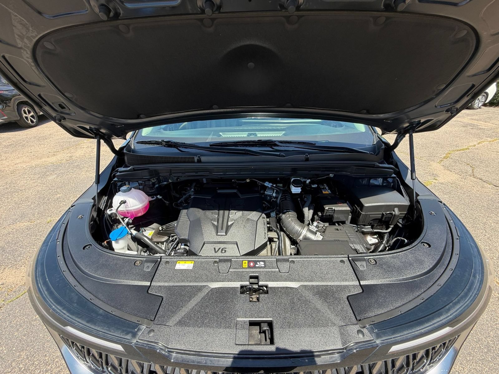 Used 2026 Kia Carnival FWD image 29