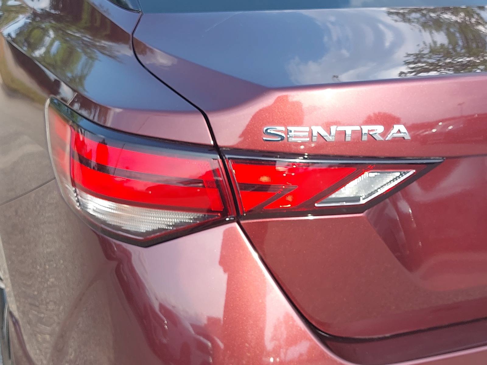 Used 2022 Nissan Sentra SV w/ All-Weather Package FWD image 32