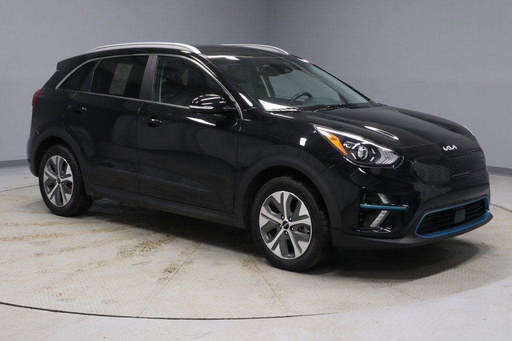 Used 2022 Kia Niro EX w/ Cold Weather Package image 1