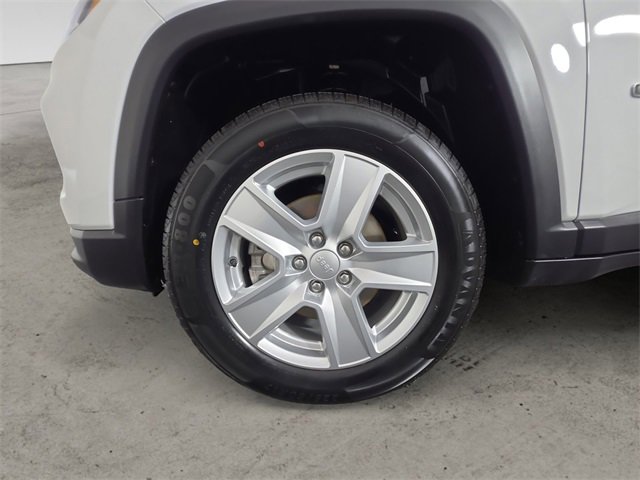 Used 2022 Jeep Compass Latitude w/ Convenience Group image 14