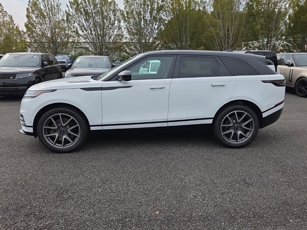 New 2026 Land Rover Range Rover Velar Dynamic SE image 2