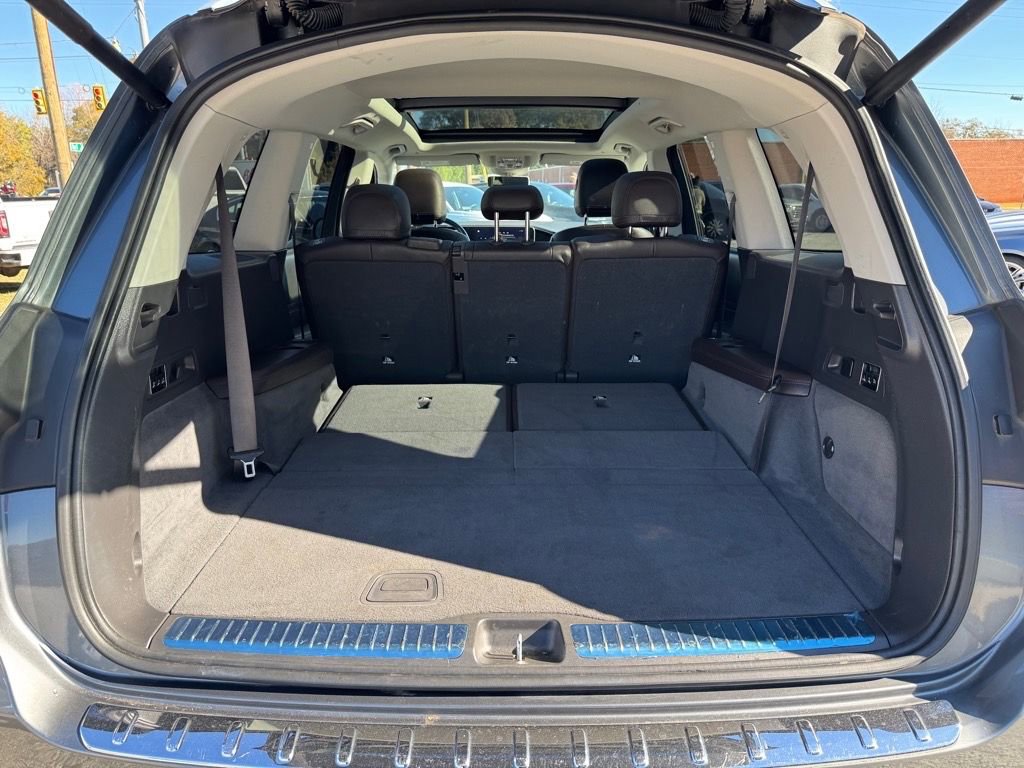 Used 2020 Mercedes-Benz GLS 450 4MATIC image 10