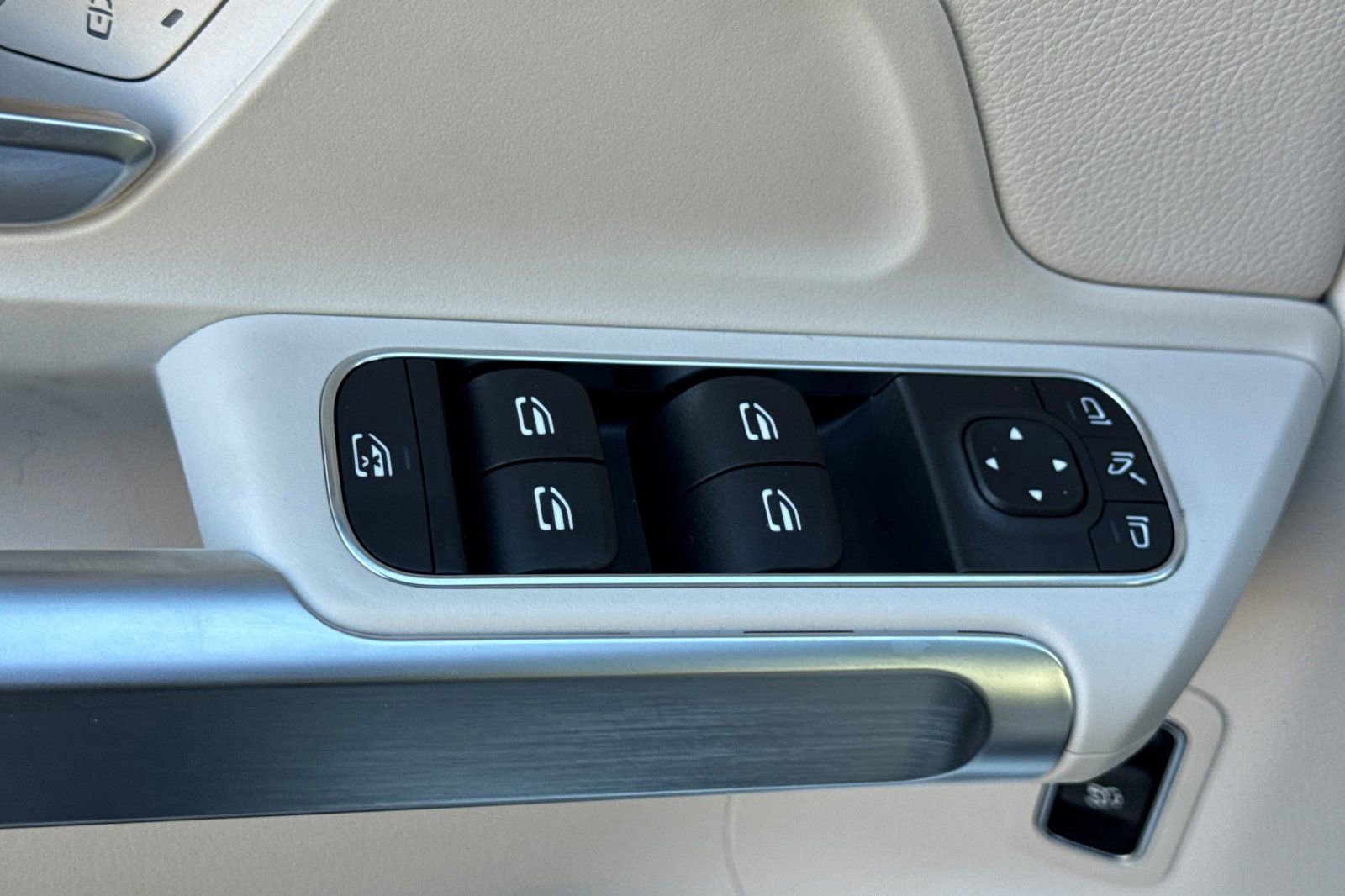 New 2026 Mercedes-Benz GLB 250 image 22