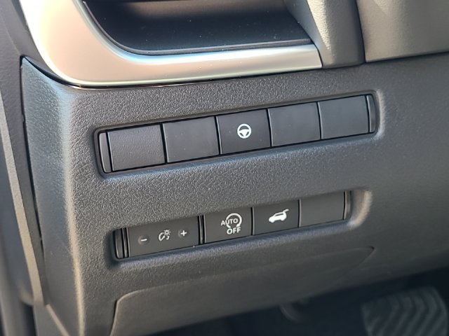 New 2026 Nissan Rogue Dark Armor AWD/4WD image 15