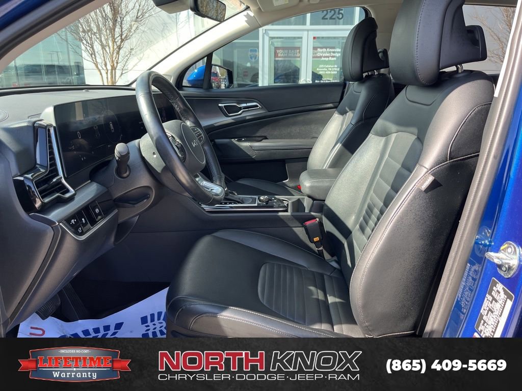 Used 2024 Kia Sportage SX image 3