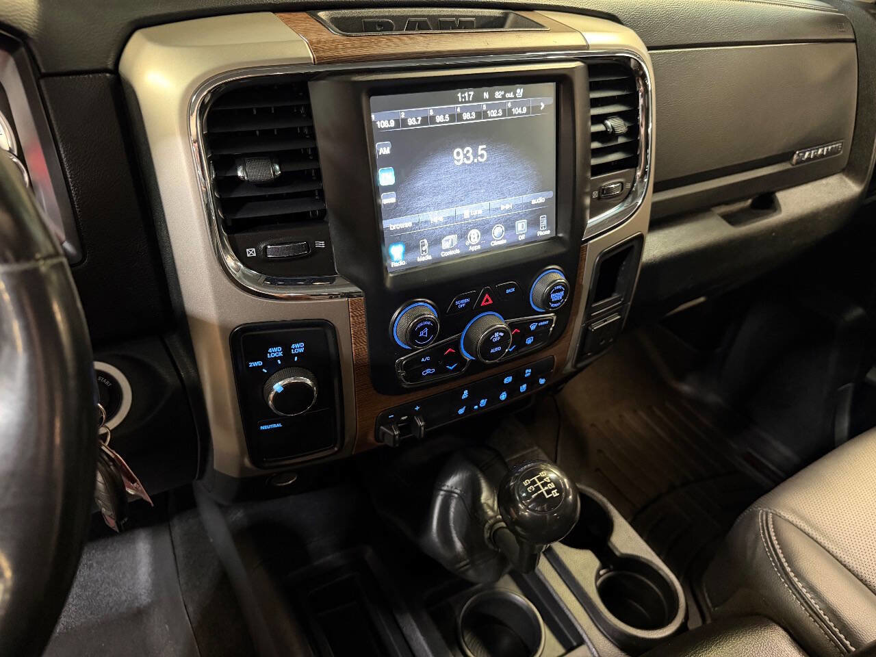 Used 2014 RAM 3500 Laramie w/ Cold Weather Group AWD/4WD image 12