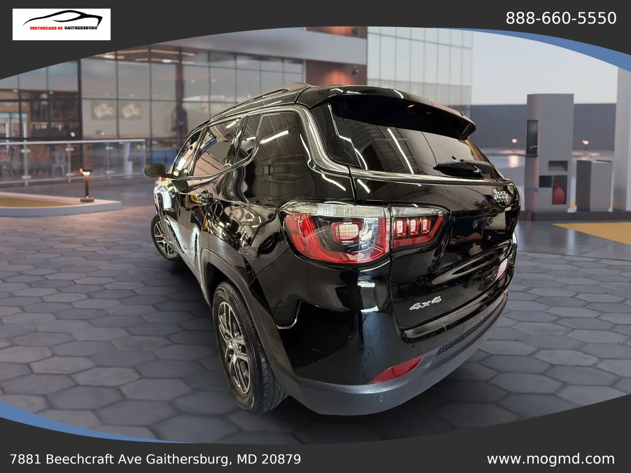 Used 2018 Jeep Compass Latitude w/ Popular Equipment Group AWD/4WD image 13