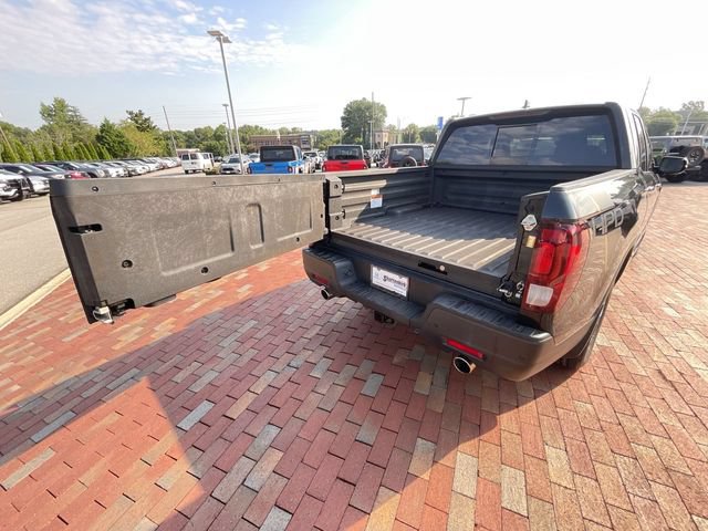Certified 2021 Honda Ridgeline Black Edition image 33