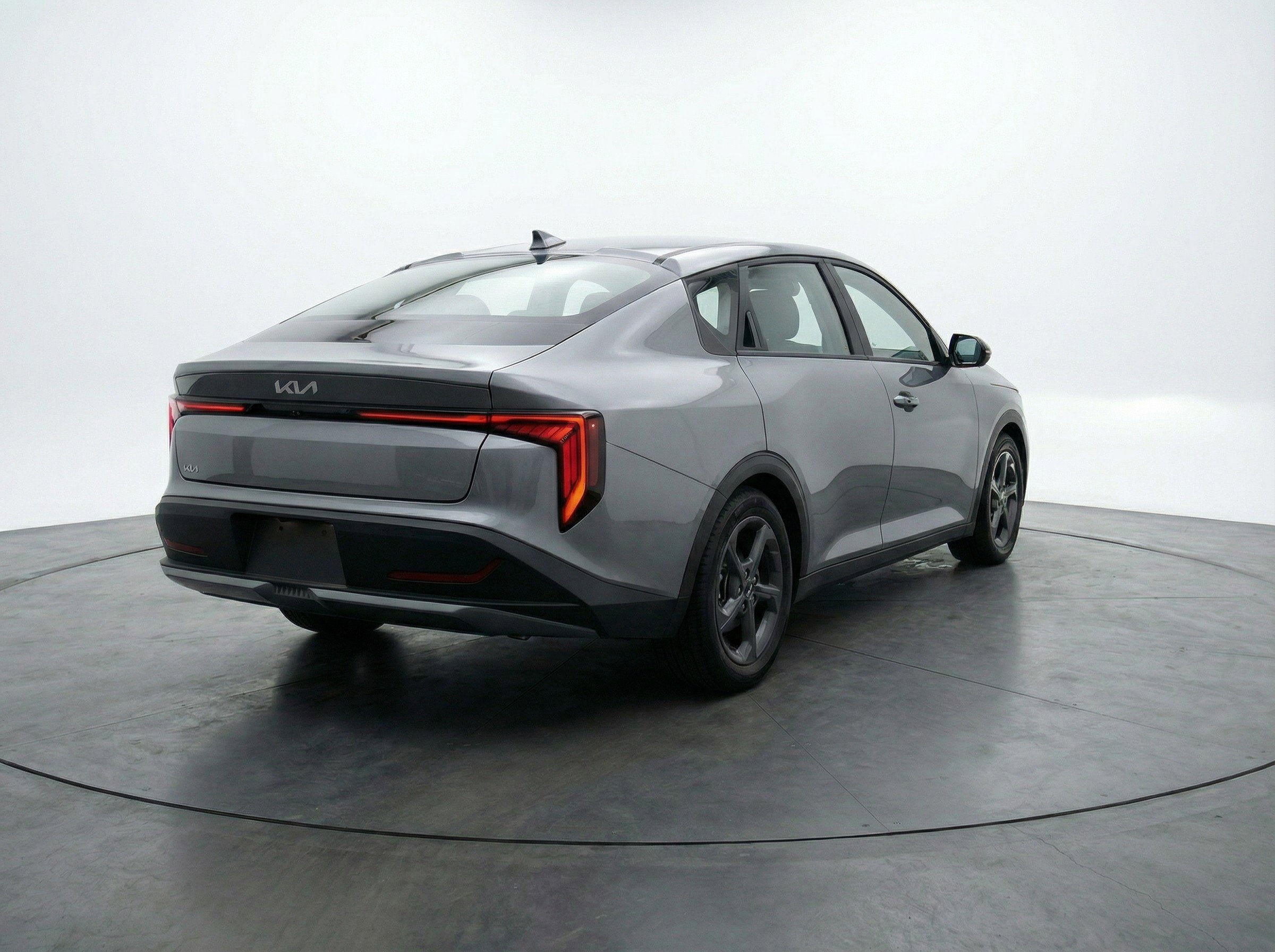 Used 2025 Kia K4 FWD image 9