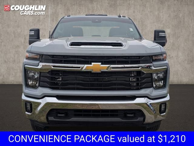 Certified 2024 Chevrolet Silverado 3500 LT w/ Convenience Package image 2