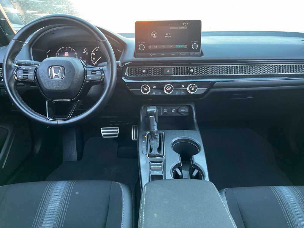 Used 2025 Honda Civic Sport image 17