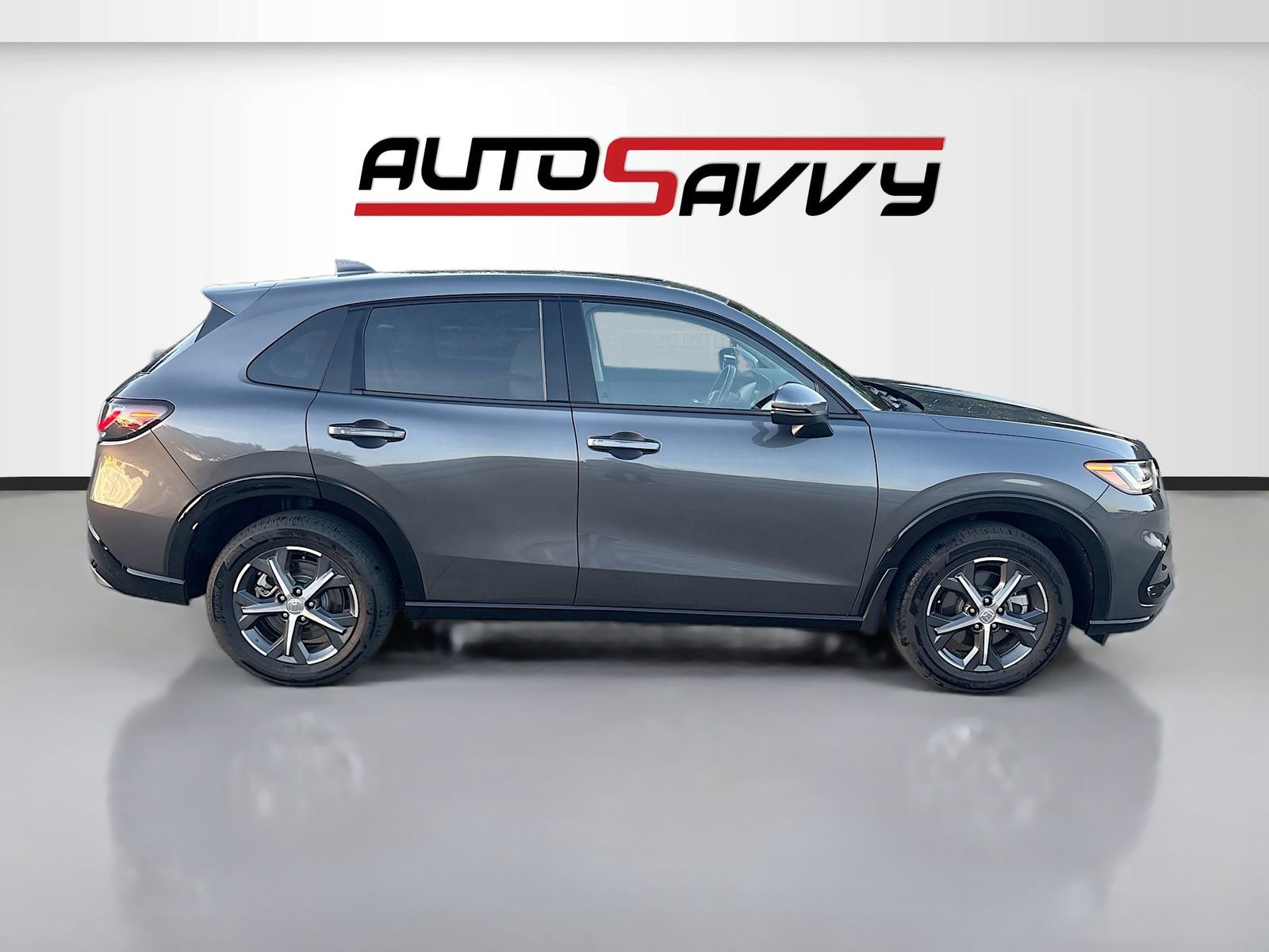 Used 2025 Honda HR-V EX-L image 8