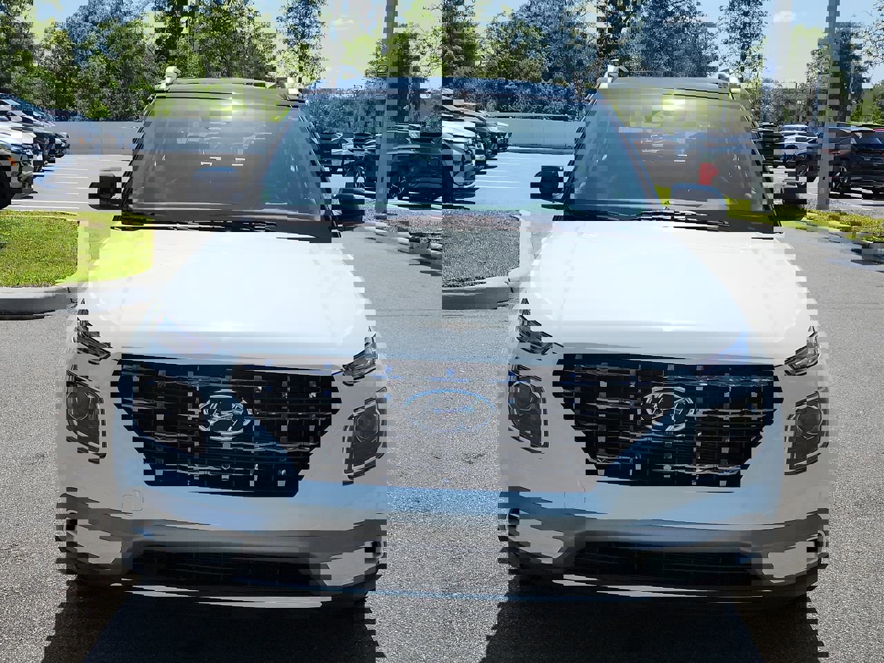 Certified 2026 Hyundai Venue SEL FWD image 9