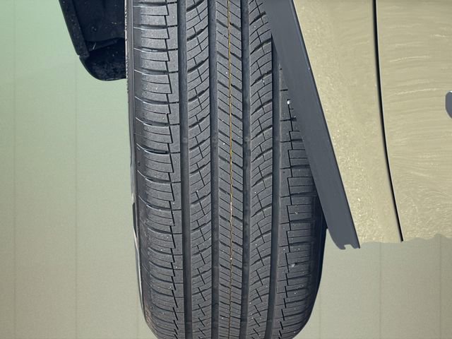 New 2026 Jeep Cherokee Laredo image 11