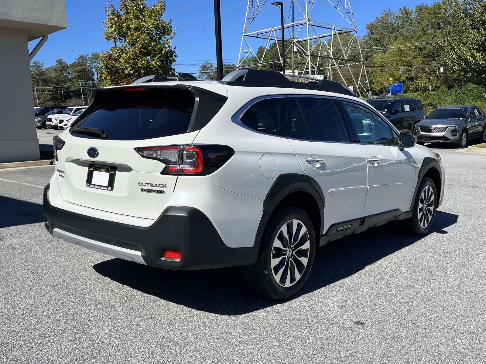 Used 2025 Subaru Outback Touring XT w/ Tech Package 3 AWD/4WD image 5