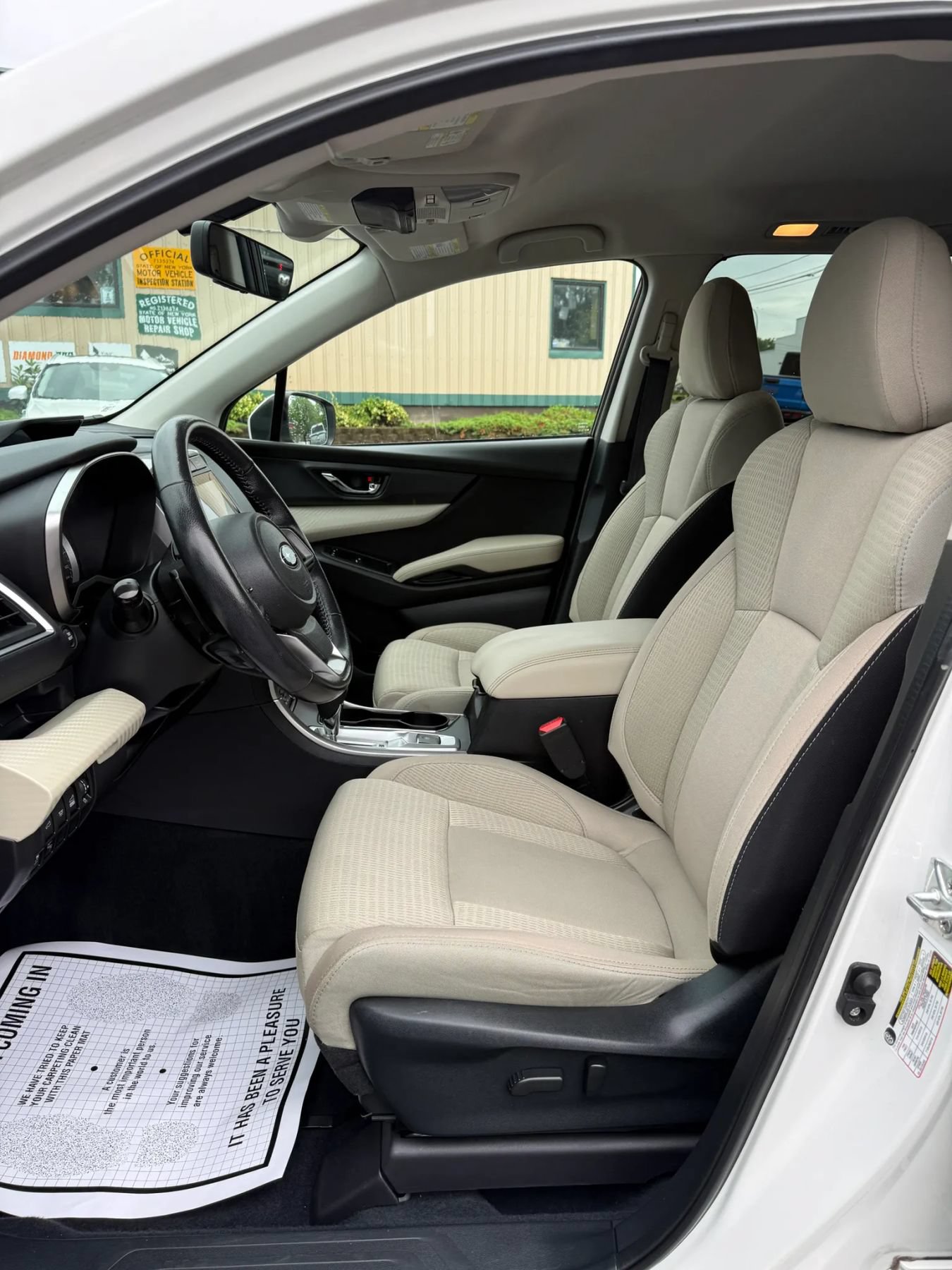 Used 2021 Subaru Ascent Premium w/ Convenience Package AWD/4WD image 16