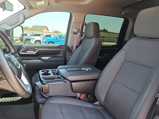 Used 2025 GMC Sierra 2500 SLE w/ SLE Value Package; AWD/4WD image 14