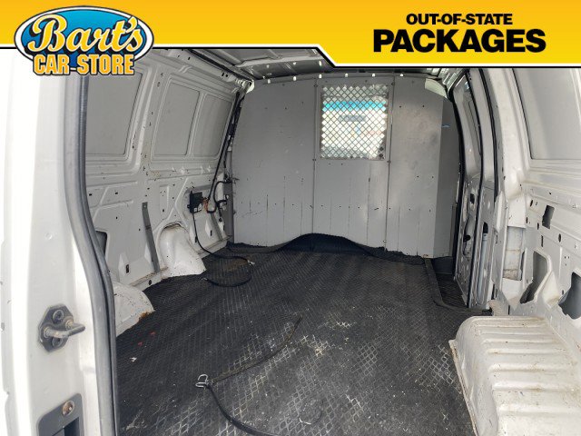 Used 2001 Ford E-250 and Econoline 250 RWD image 7