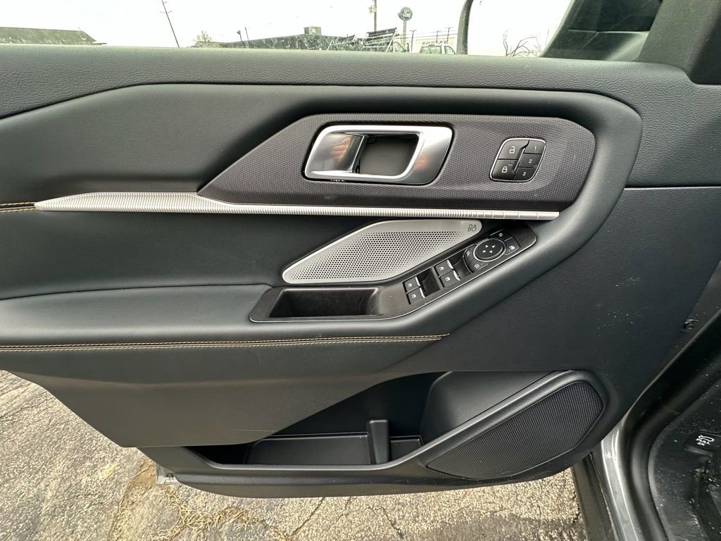 New 2026 Ford Explorer Tremor w/ Tremor Ultimate Package AWD/4WD image 18