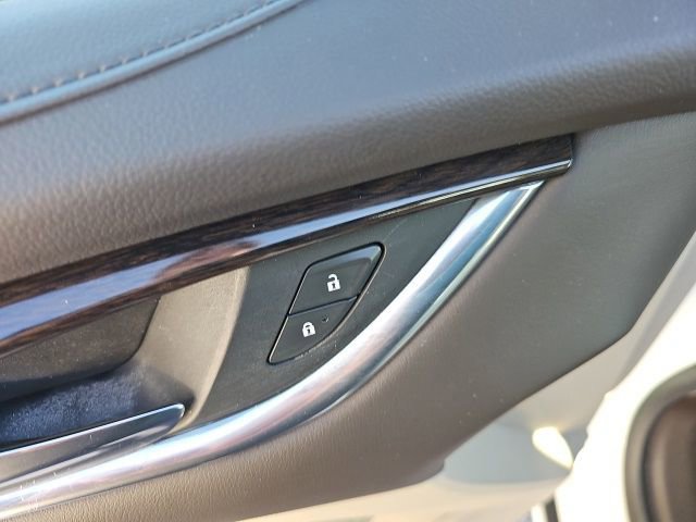 Used 2018 Buick LaCrosse Preferred image 35