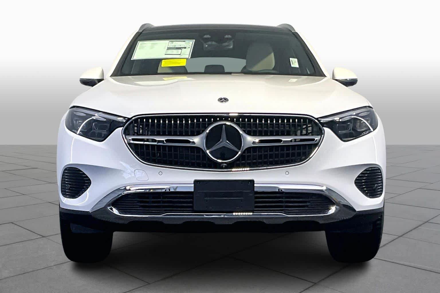 New 2026 Mercedes-Benz GLC 300 4MATIC image 2